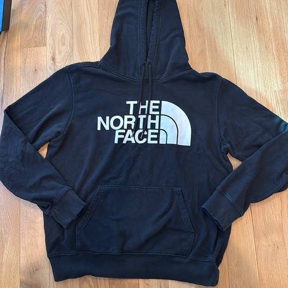 The North Face Men’s Hoodie Black Graphic Size Medium - Picture 2 of 5